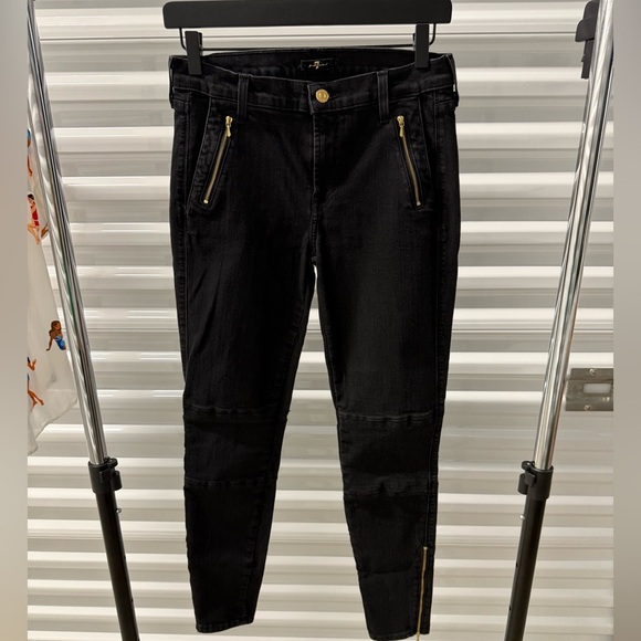 7 For All Mankind Black Jeans - Picture 3 of 5